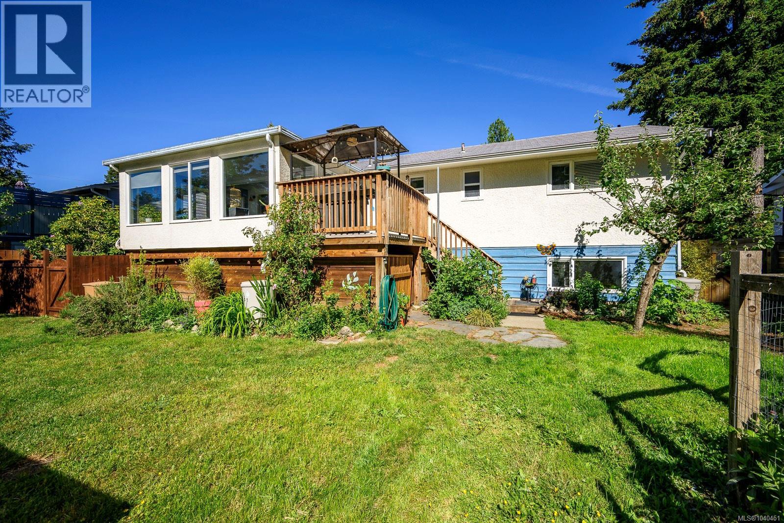 591 Rocky Heights Rd, Comox, British Columbia  V9M 3E8 - Photo 53 - 1040451