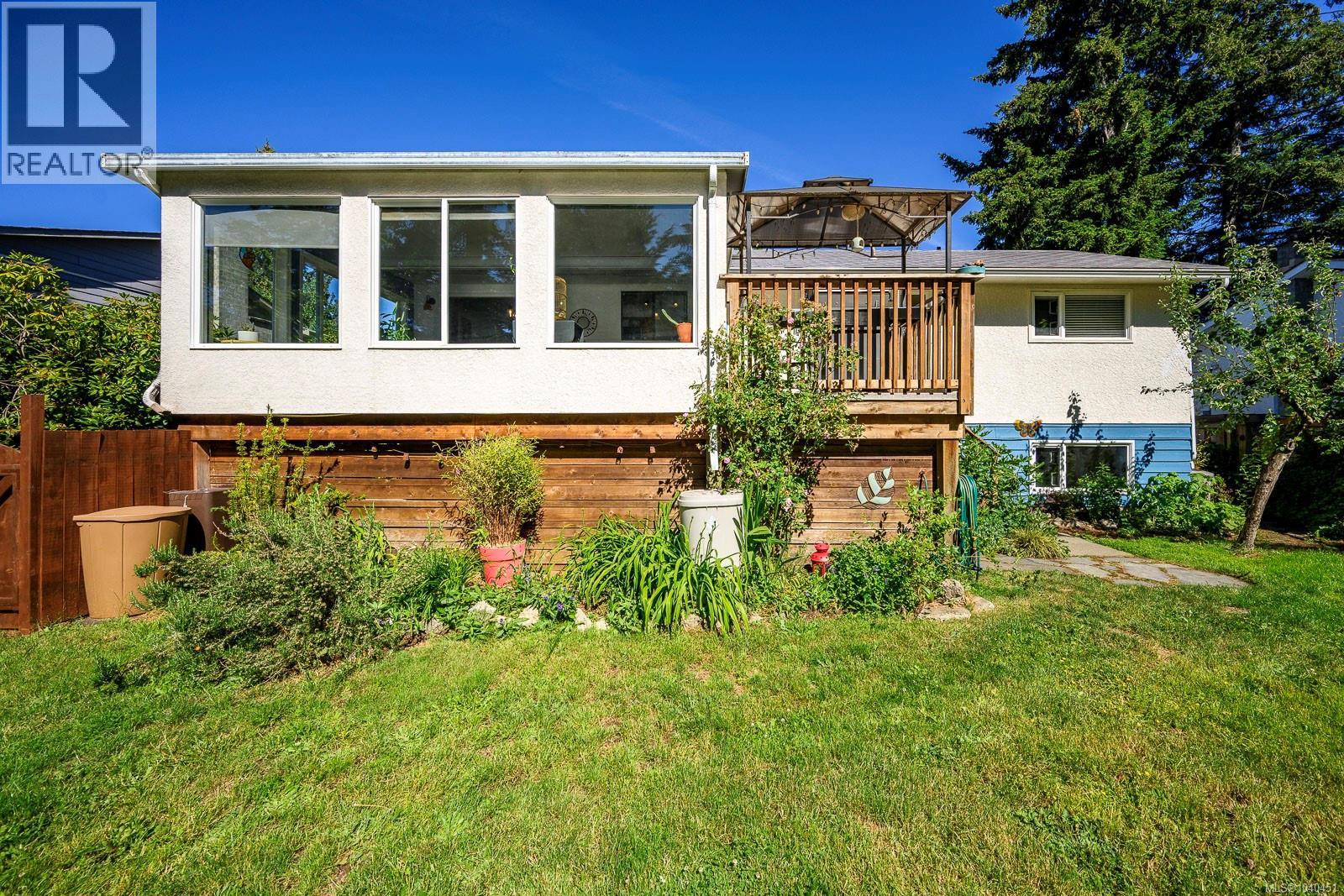 591 Rocky Heights Rd, Comox, British Columbia  V9M 3E8 - Photo 54 - 1040451