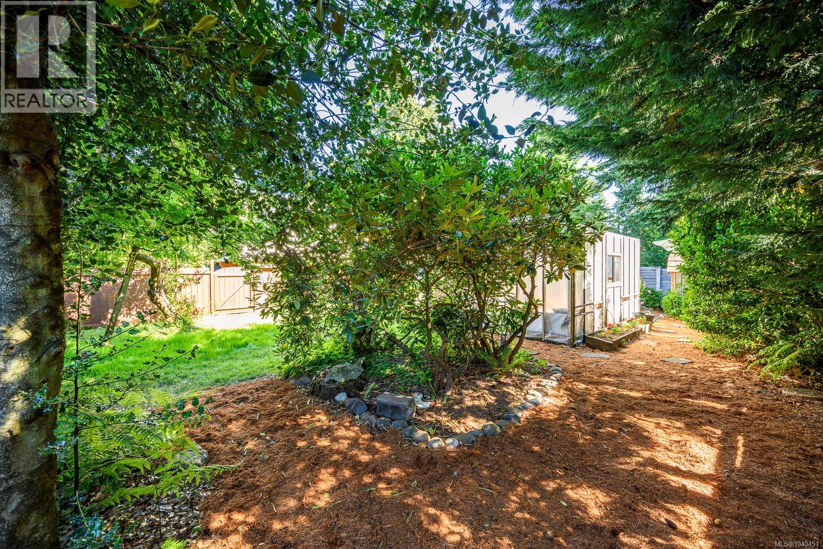 591 Rocky Heights Rd, Comox, British Columbia  V9M 3E8 - Photo 61 - 1040451