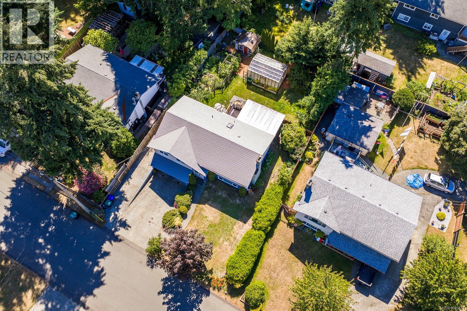 591 Rocky Heights Rd, Comox, British Columbia  V9M 3E8 - Photo 71 - 1040451