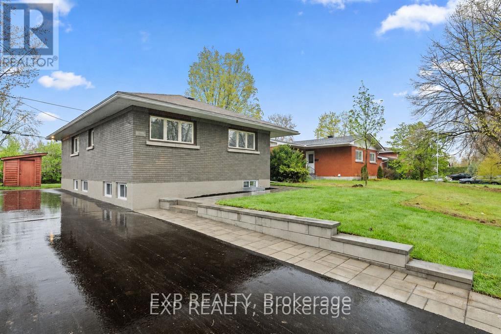 2393 SHELDON AVENUE, Ottawa, Ontario