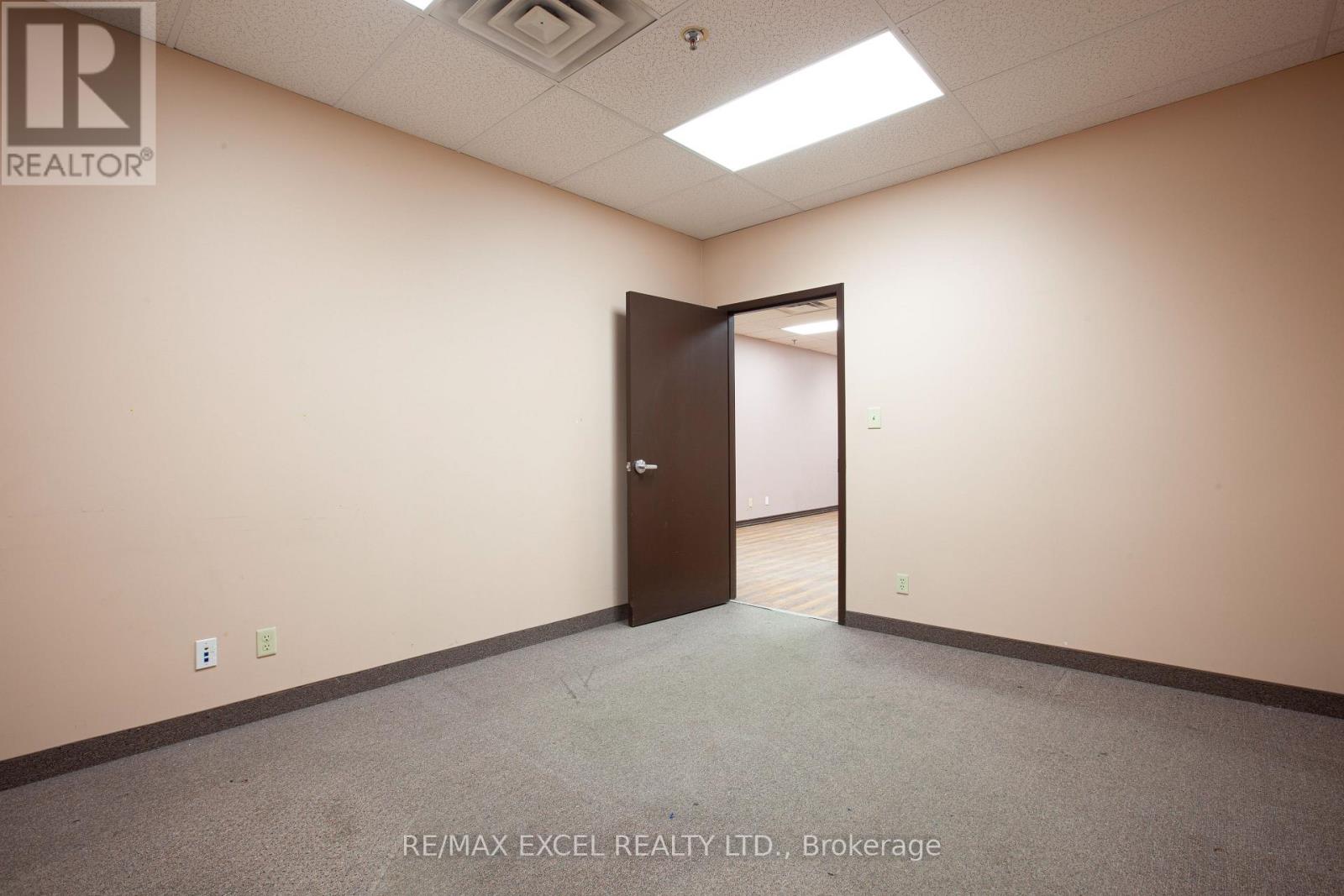 3 & 5 - 124 Milner Avenue, Toronto, Ontario  M1S 3R2 - Photo 10 - E13448792