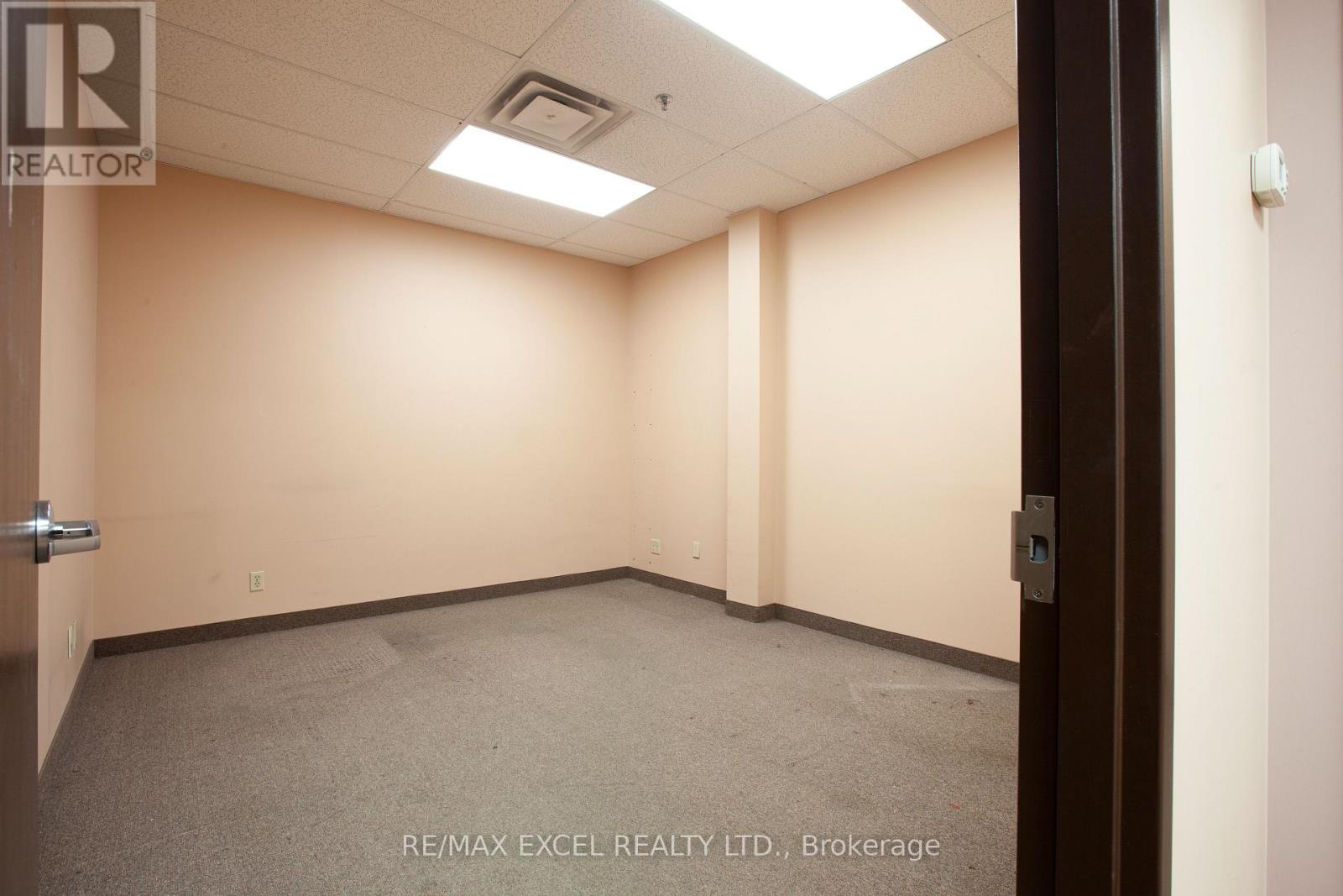 3 & 5 - 124 Milner Avenue, Toronto, Ontario  M1S 3R2 - Photo 11 - E13448792