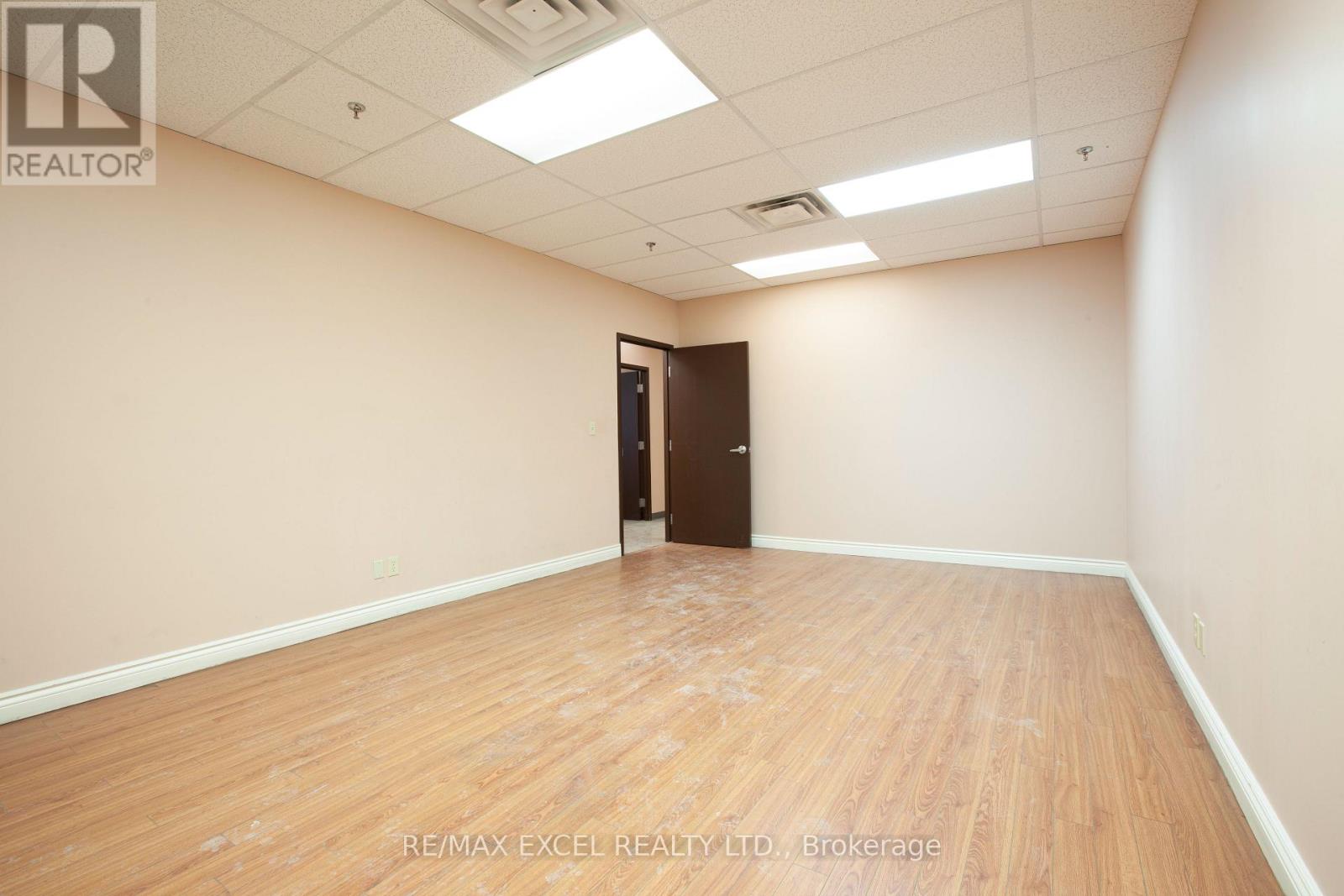 3 & 5 - 124 Milner Avenue, Toronto, Ontario  M1S 3R2 - Photo 14 - E13448792