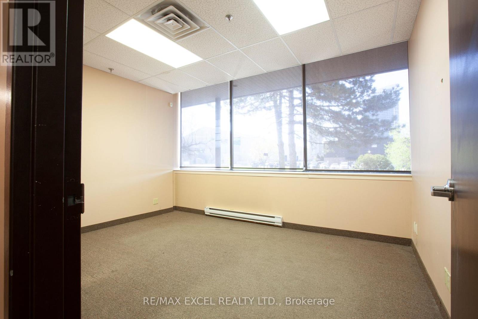 3 & 5 - 124 Milner Avenue, Toronto, Ontario  M1S 3R2 - Photo 16 - E13448792