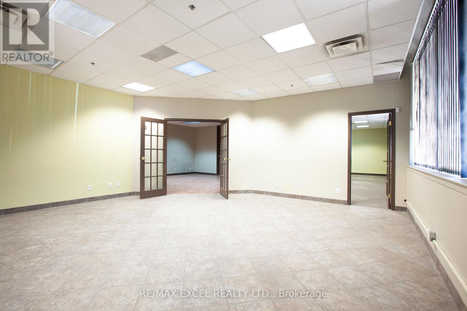 3 & 5 - 124 Milner Avenue, Toronto, Ontario  M1S 3R2 - Photo 20 - E13448792