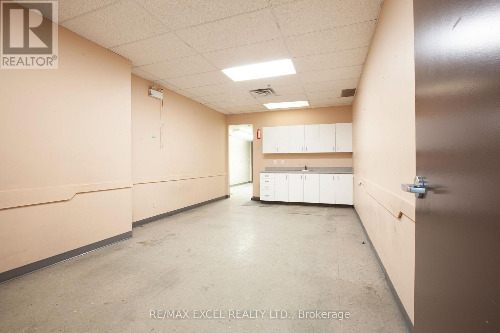 3 & 5 - 124 Milner Avenue, Toronto, Ontario  M1S 3R2 - Photo 28 - E13448792