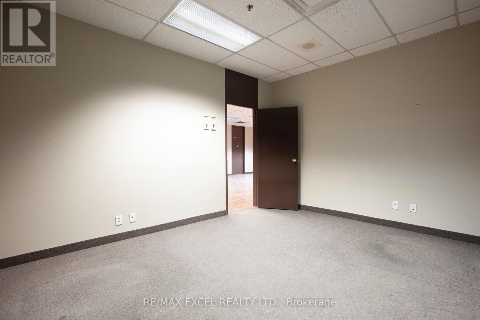 3 & 5 - 124 Milner Avenue, Toronto, Ontario  M1S 3R2 - Photo 32 - E13448792