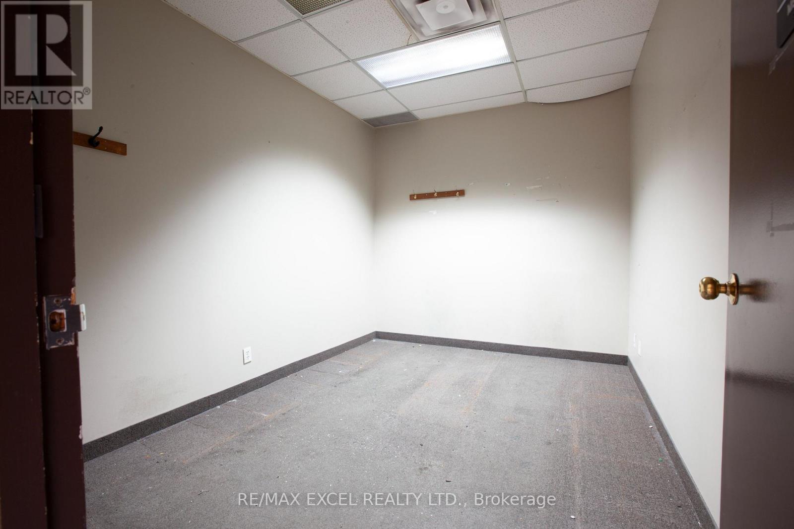 3 & 5 - 124 Milner Avenue, Toronto, Ontario  M1S 3R2 - Photo 35 - E13448792