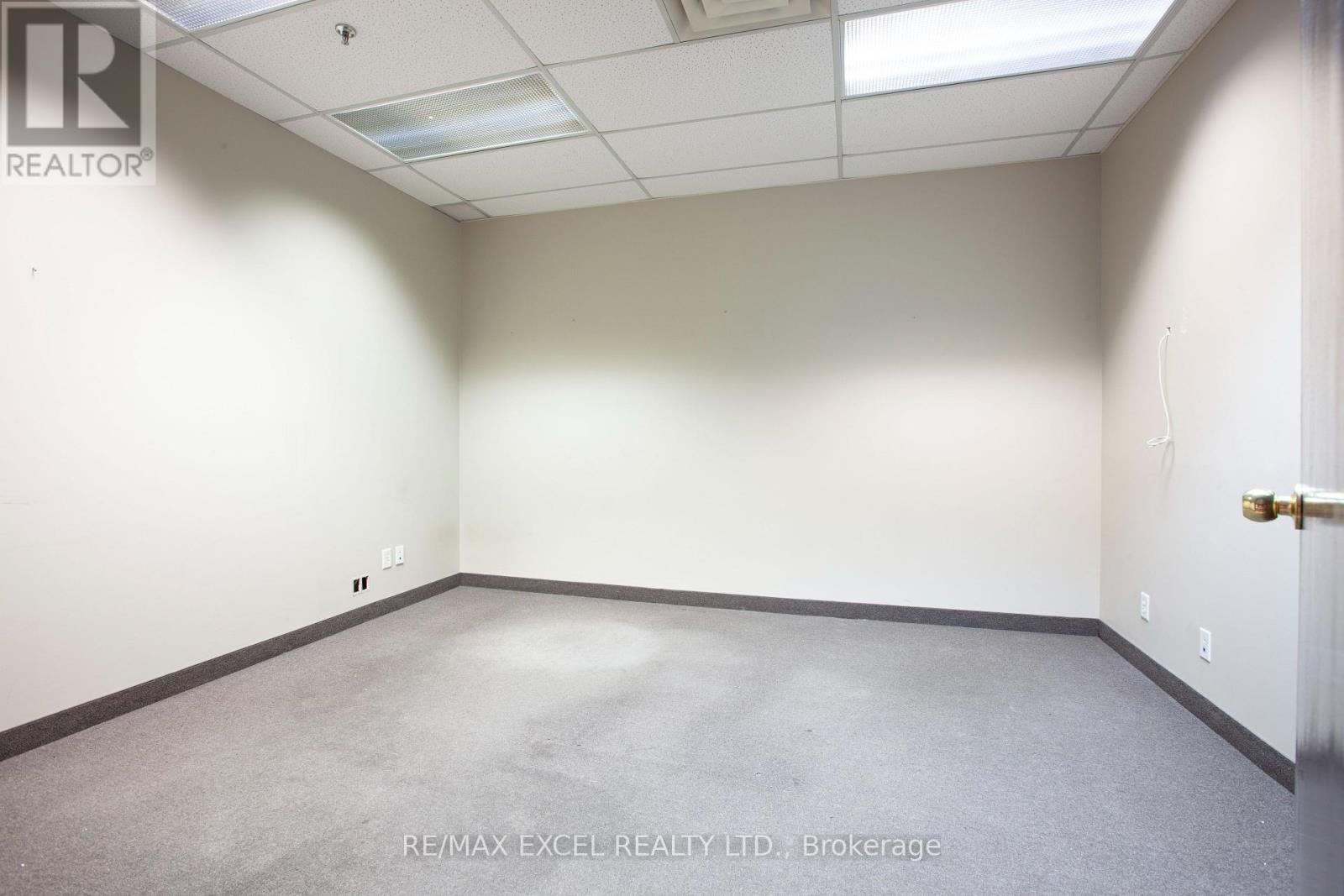 3 & 5 - 124 Milner Avenue, Toronto, Ontario  M1S 3R2 - Photo 45 - E13448792