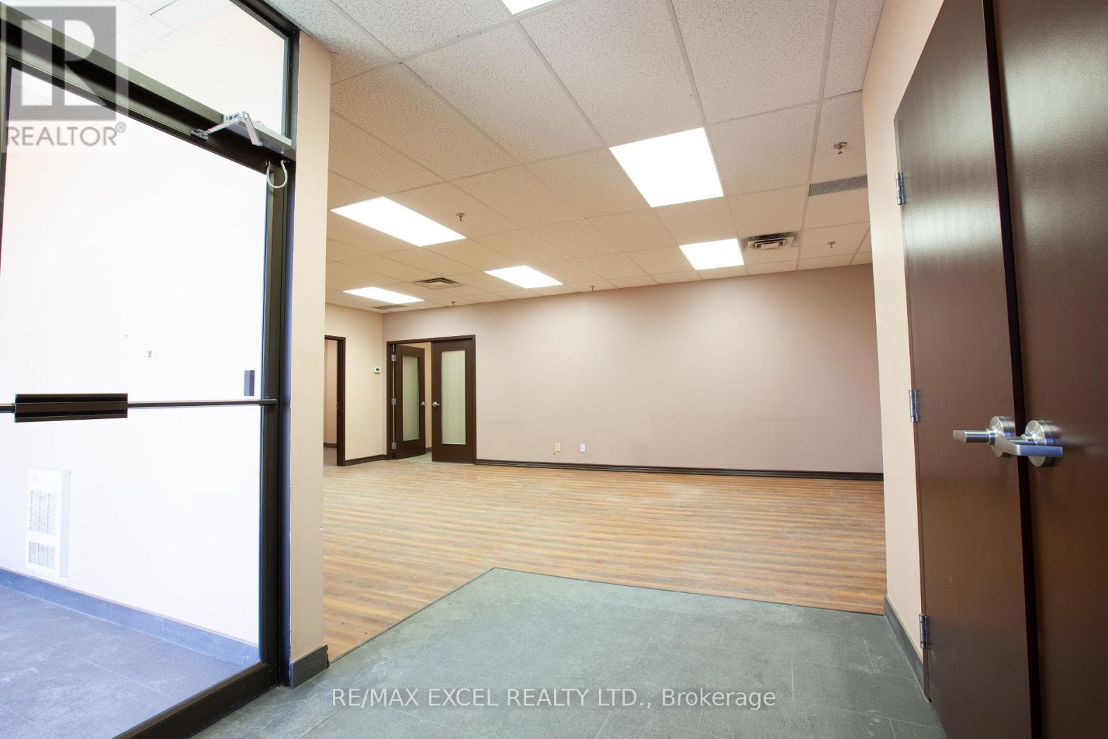 3 & 5 - 124 Milner Avenue, Toronto, Ontario  M1S 3R2 - Photo 8 - E13448792