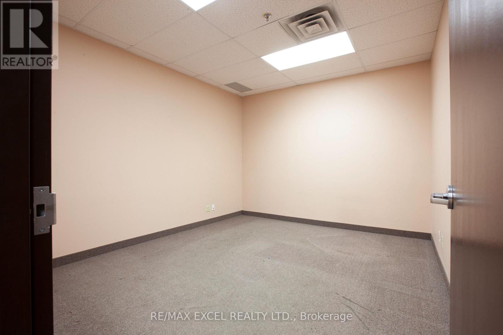 3 & 5 - 124 Milner Avenue, Toronto, Ontario  M1S 3R2 - Photo 9 - E13448792