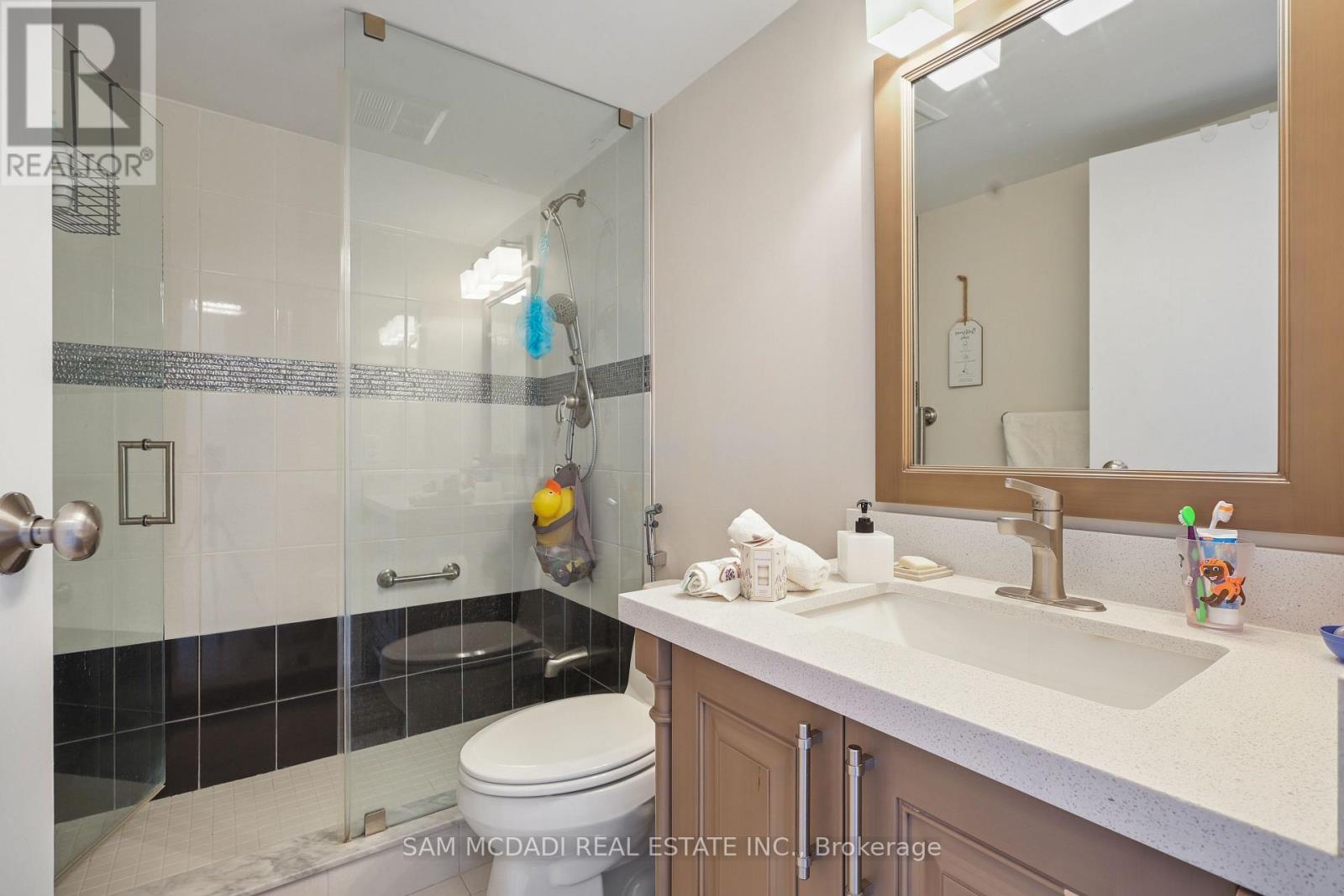 #1803 - 550 Webb Drive, Mississauga, Ontario  L5B 3Y4 - Photo 13 - W13448814