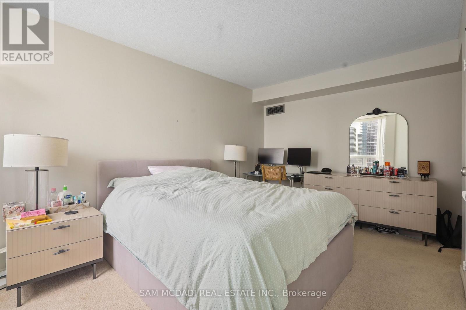 #1803 - 550 Webb Drive, Mississauga, Ontario  L5B 3Y4 - Photo 16 - W13448814