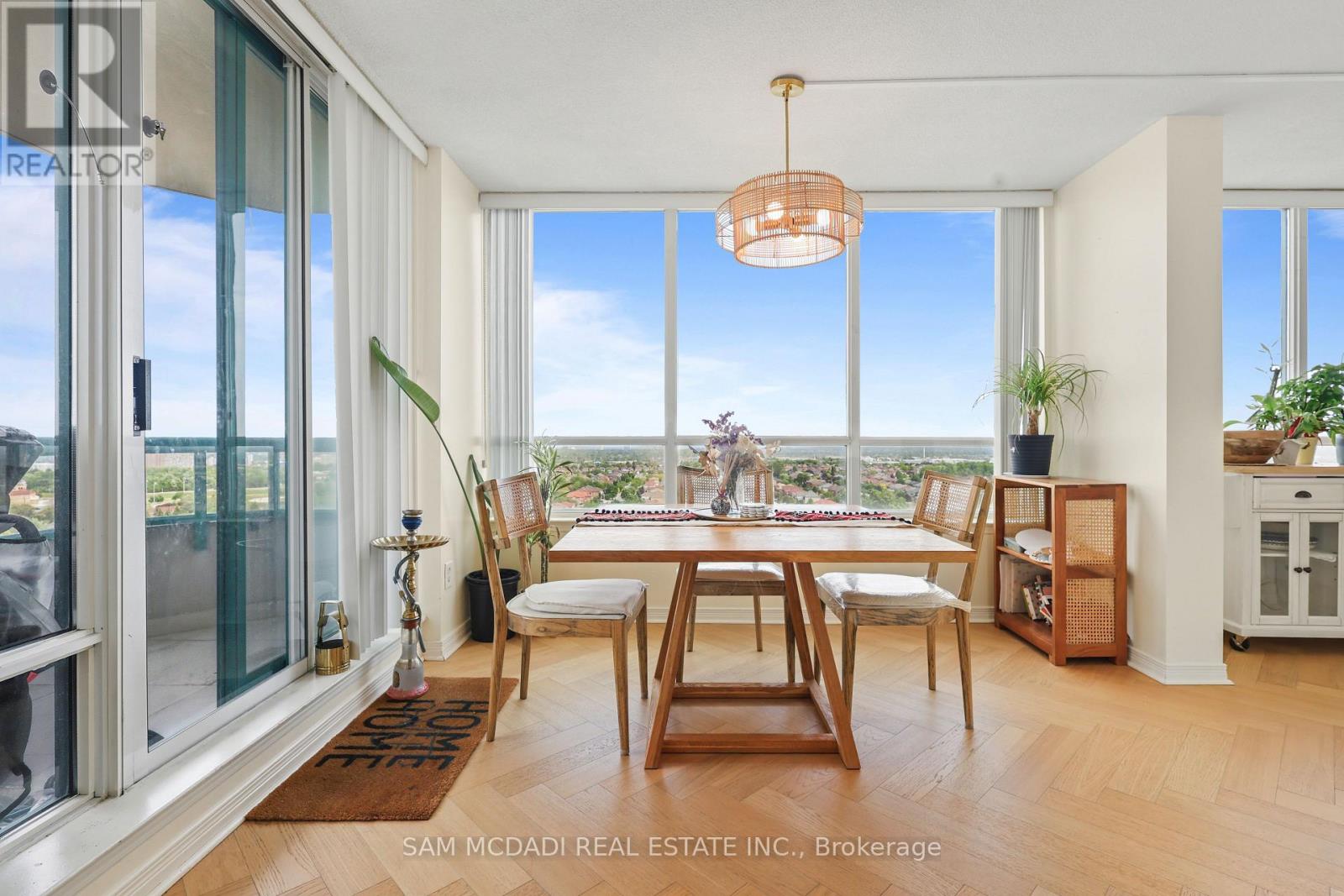 #1803 - 550 Webb Drive, Mississauga, Ontario  L5B 3Y4 - Photo 6 - W13448814