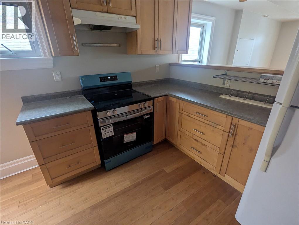 35 Pearl Street S Unit# Upper, Hamilton, Ontario  L8P 3W7 - Photo 3 - 40840113
