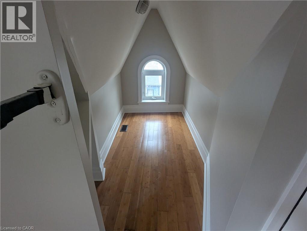 35 Pearl Street S Unit# Upper, Hamilton, Ontario  L8P 3W7 - Photo 6 - 40840113