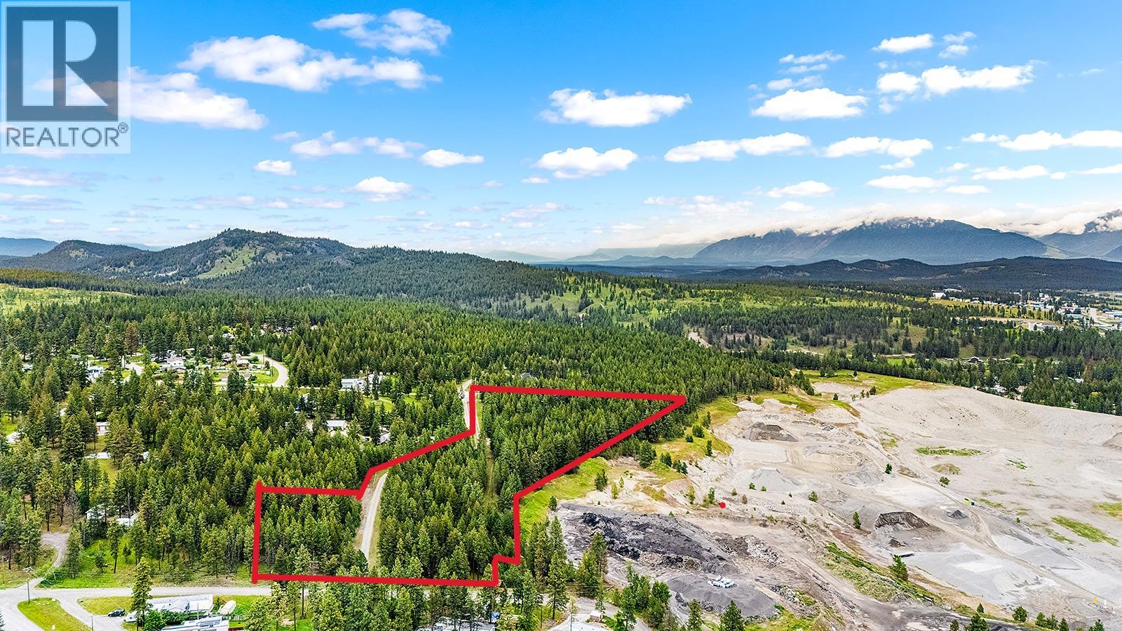 357 3a Street Nw, Cranbrook, British Columbia V1C 6T7 - Photo 2 - 10390190