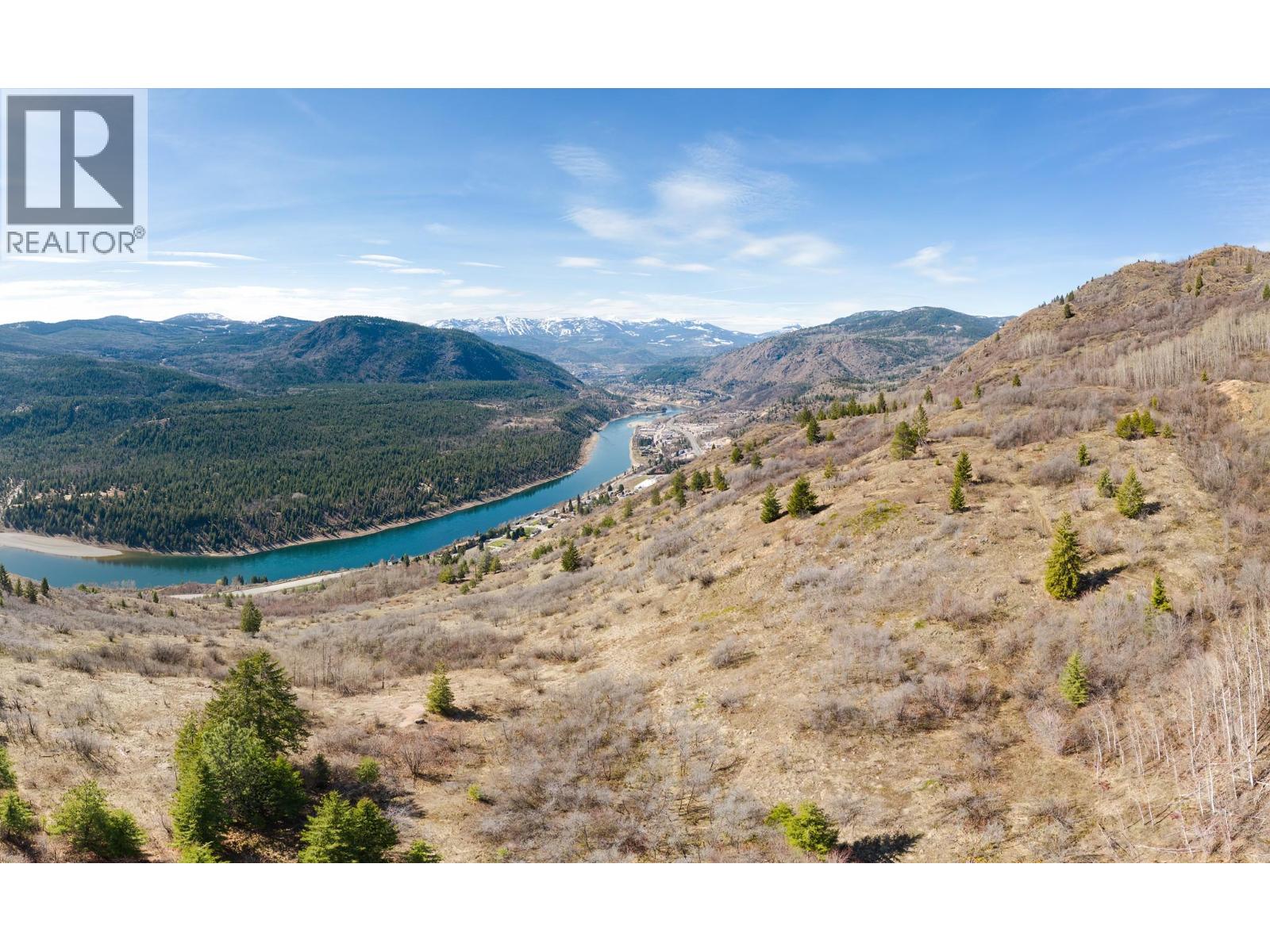 SL 34 3B Highway, Montrose, British Columbia