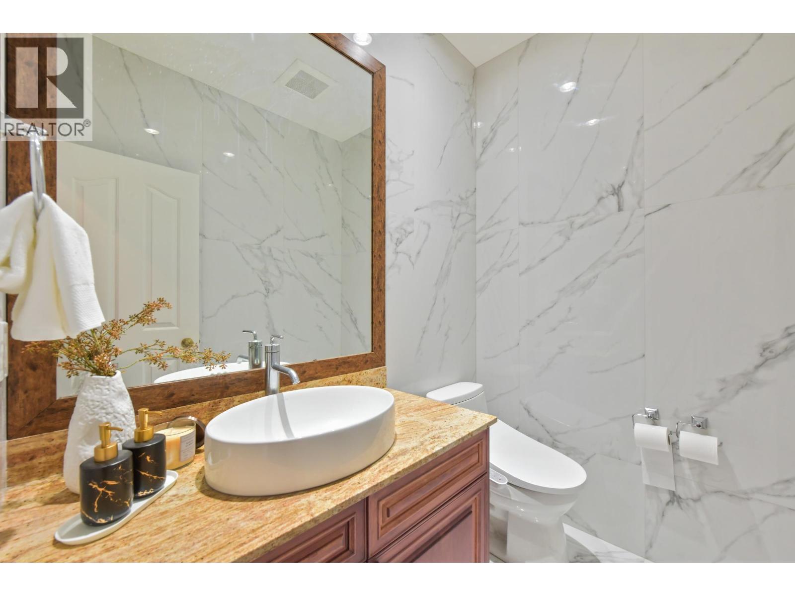 9760 Gilhurst Crescent, Richmond, British Columbia  V7A 1P2 - Photo 18 - R3136160