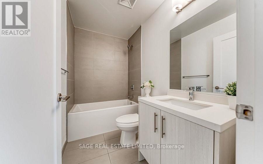 612 - 286 Main Street, Toronto, Ontario  M4C 0B3 - Photo 15 - E13448834