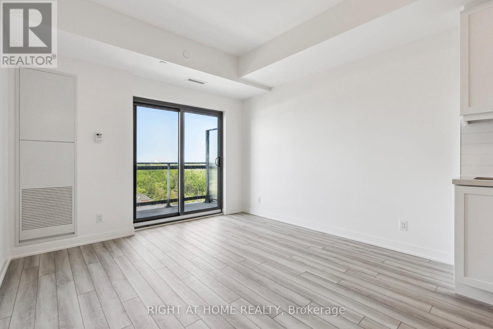 1007 - 55 Clarington Boulevard, Clarington, Ontario  L1C 7J4 - Photo 6 - E13448860