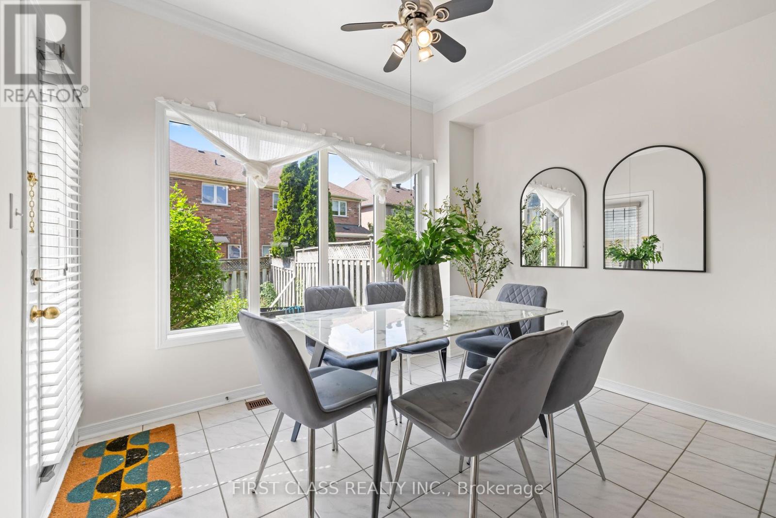 3181 Bentley Drive W, Mississauga, Ontario  L5M 6V8 - Photo 13 - W13448848