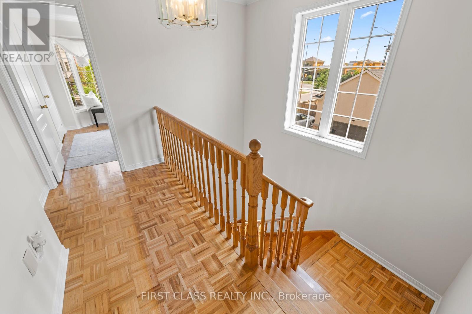 3181 Bentley Drive W, Mississauga, Ontario  L5M 6V8 - Photo 18 - W13448848