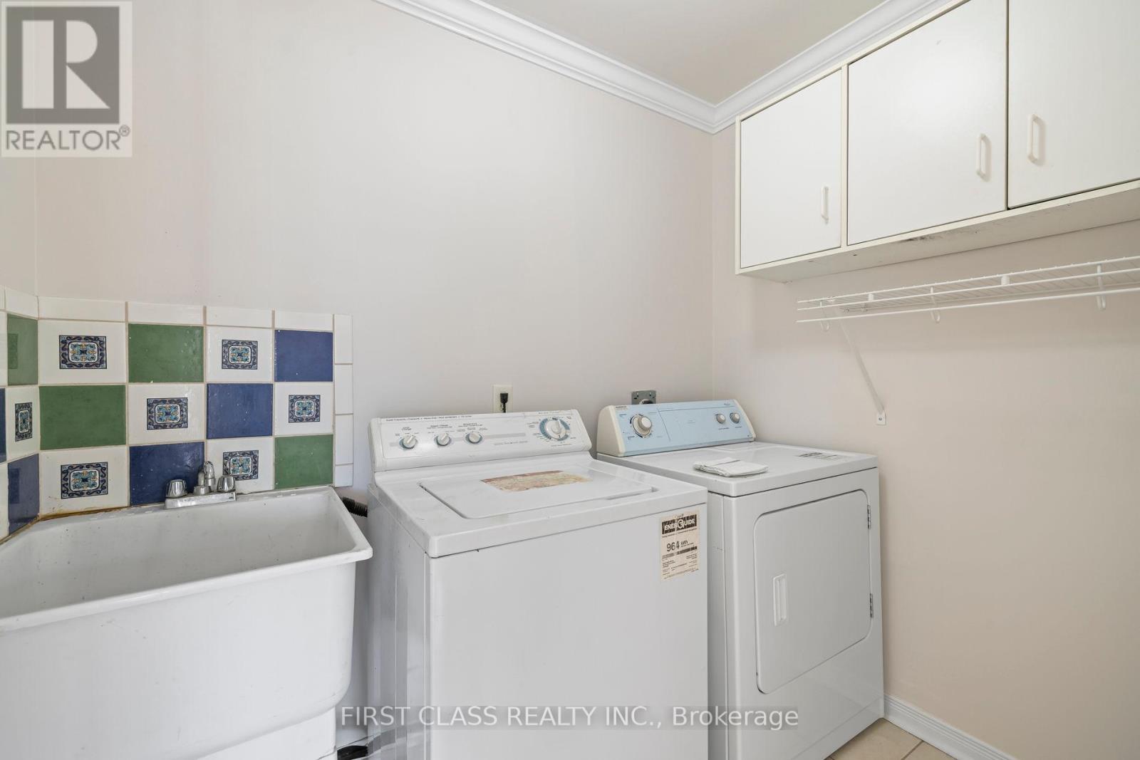 3181 Bentley Drive W, Mississauga, Ontario  L5M 6V8 - Photo 25 - W13448848
