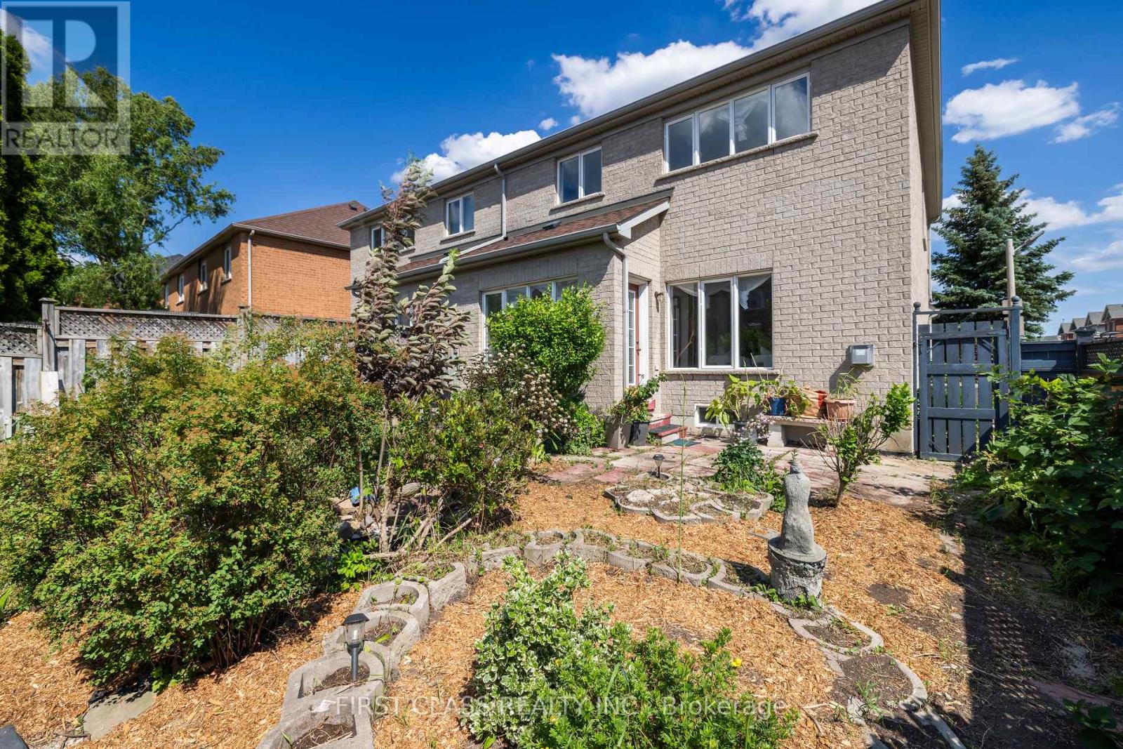 3181 Bentley Drive W, Mississauga, Ontario  L5M 6V8 - Photo 43 - W13448848