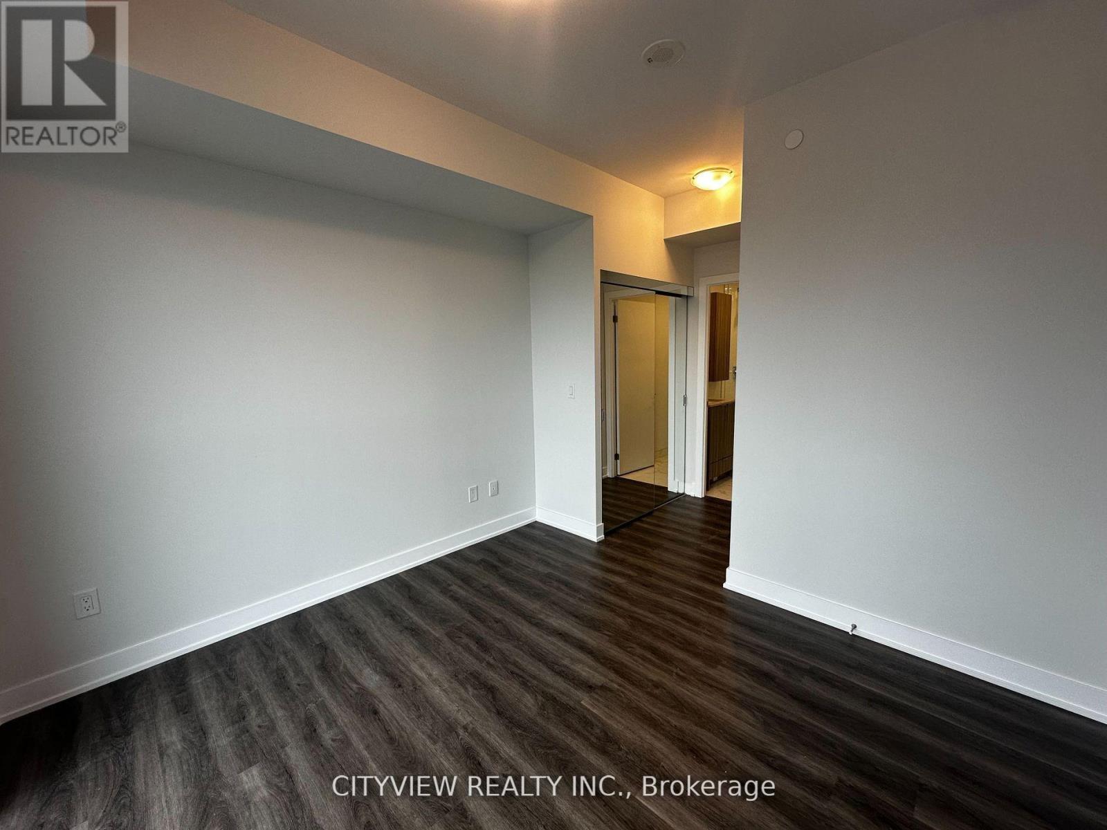 1708 - 430 Square One Drive, Mississauga, Ontario  L5B 0L6 - Photo 11 - W13448854