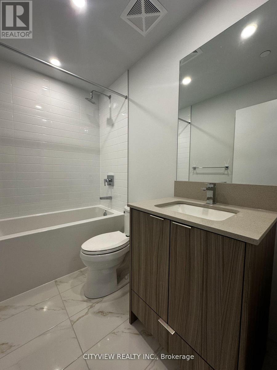 1708 - 430 Square One Drive, Mississauga, Ontario  L5B 0L6 - Photo 9 - W13448854