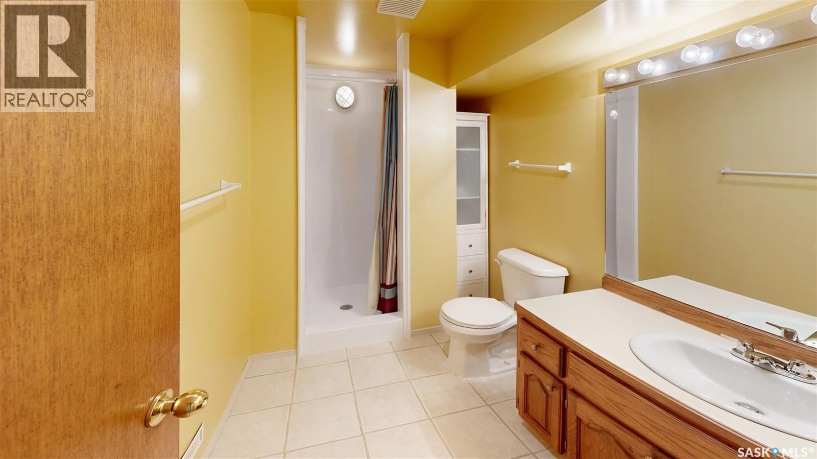 2118 Elderkin Drive E, Regina, Saskatchewan  S4V 1N7 - Photo 25 - SK039479