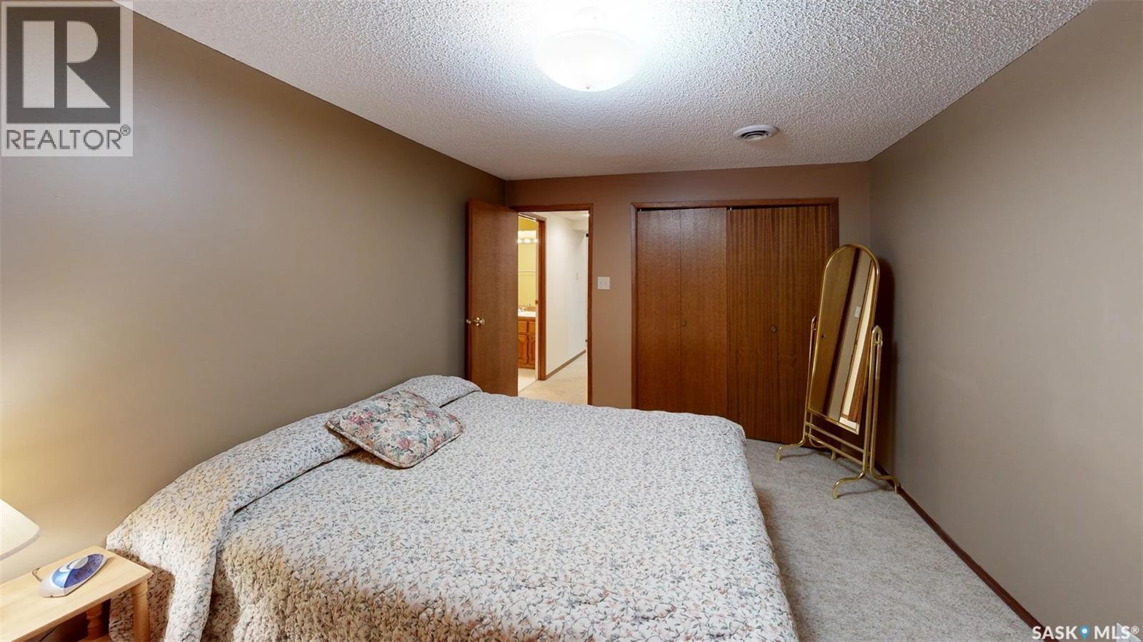2118 Elderkin Drive E, Regina, Saskatchewan  S4V 1N7 - Photo 26 - SK039479
