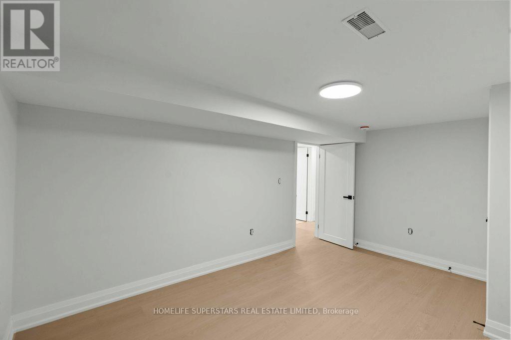 Lower - 855 Garth Street, Hamilton, Ontario  L9C 4K7 - Photo 8 - X13448850