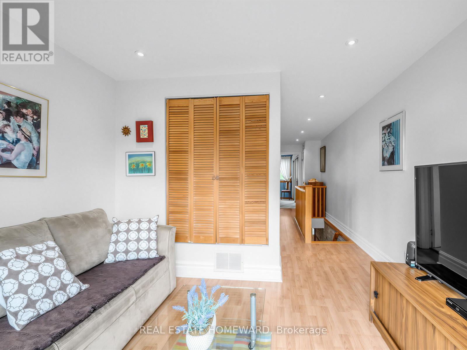 132 Woodmount Avenue, Toronto, Ontario  M4C 3Y8 - Photo 18 - E13448902