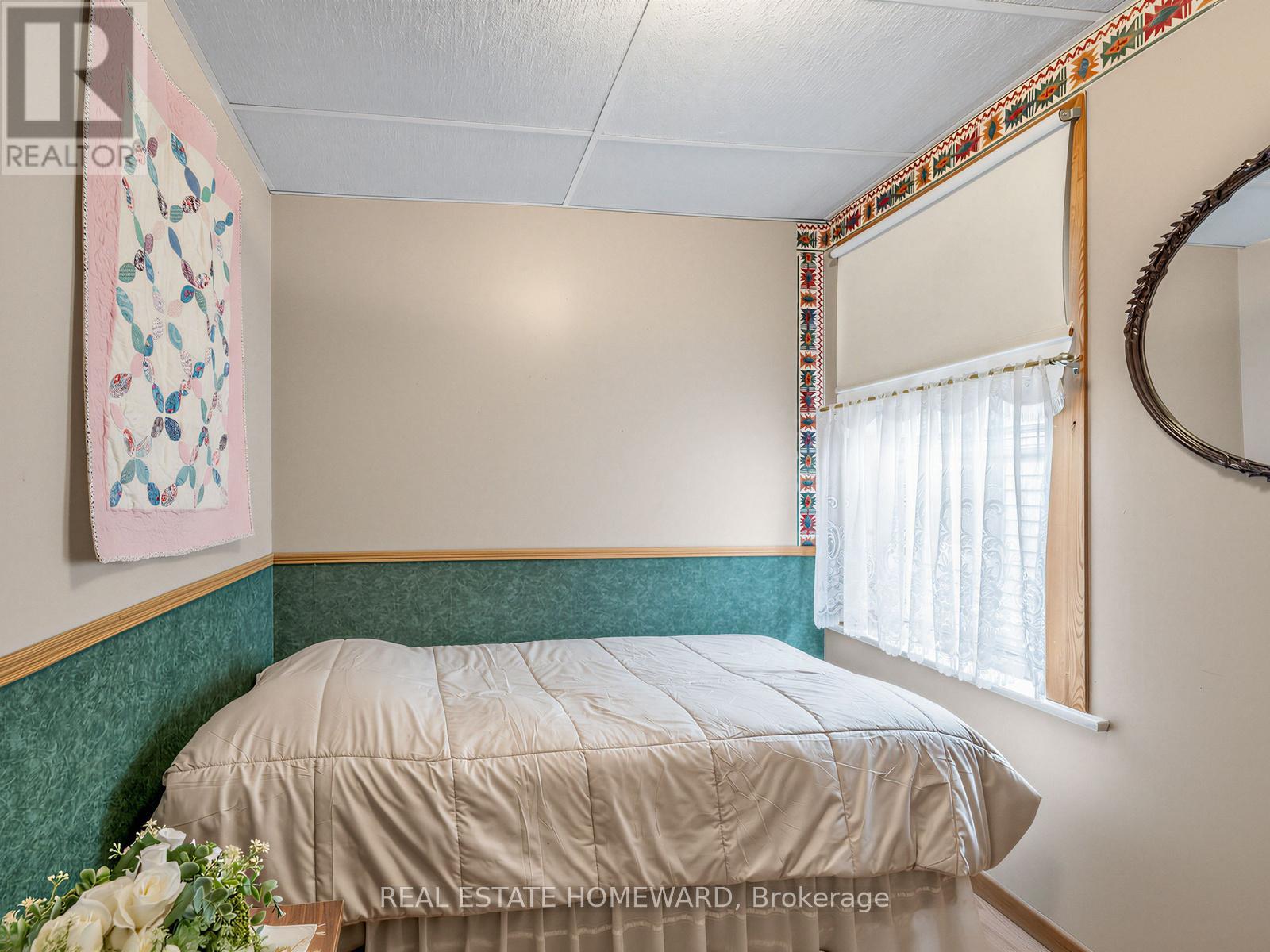 132 Woodmount Avenue, Toronto, Ontario  M4C 3Y8 - Photo 27 - E13448902
