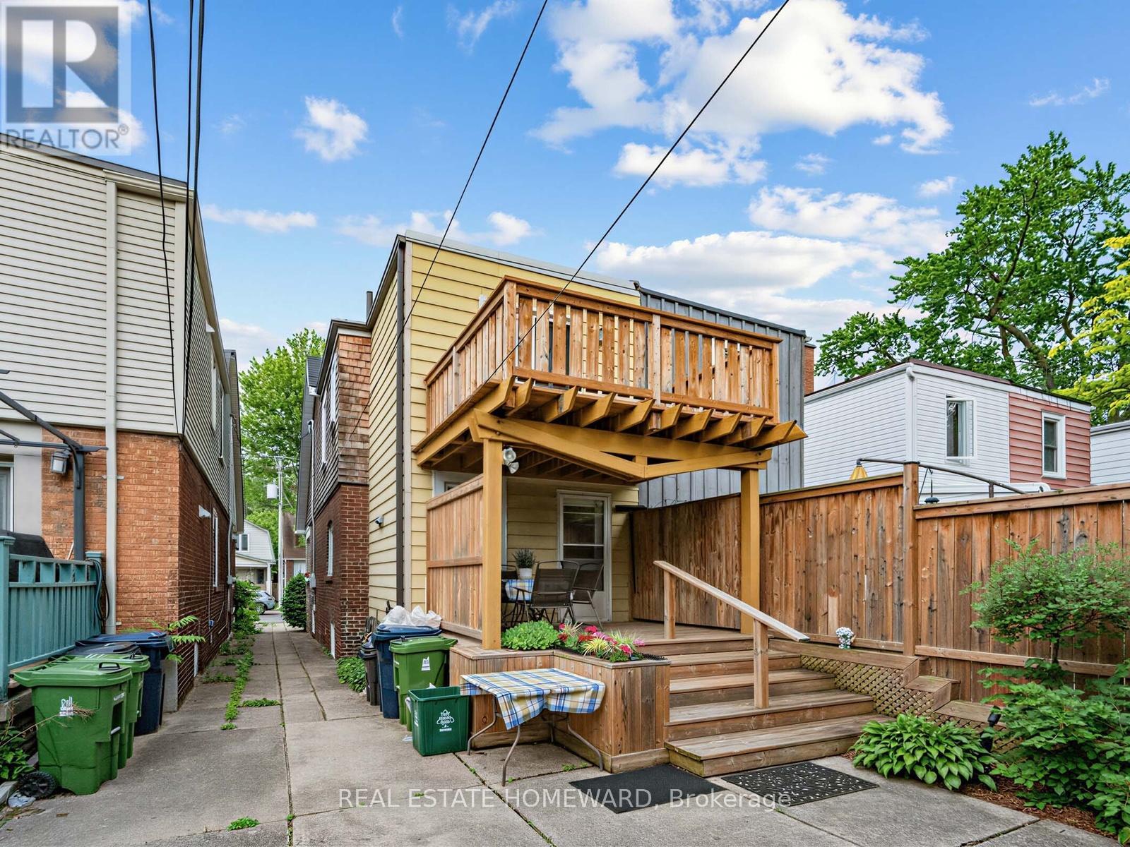 132 Woodmount Avenue, Toronto, Ontario  M4C 3Y8 - Photo 34 - E13448902