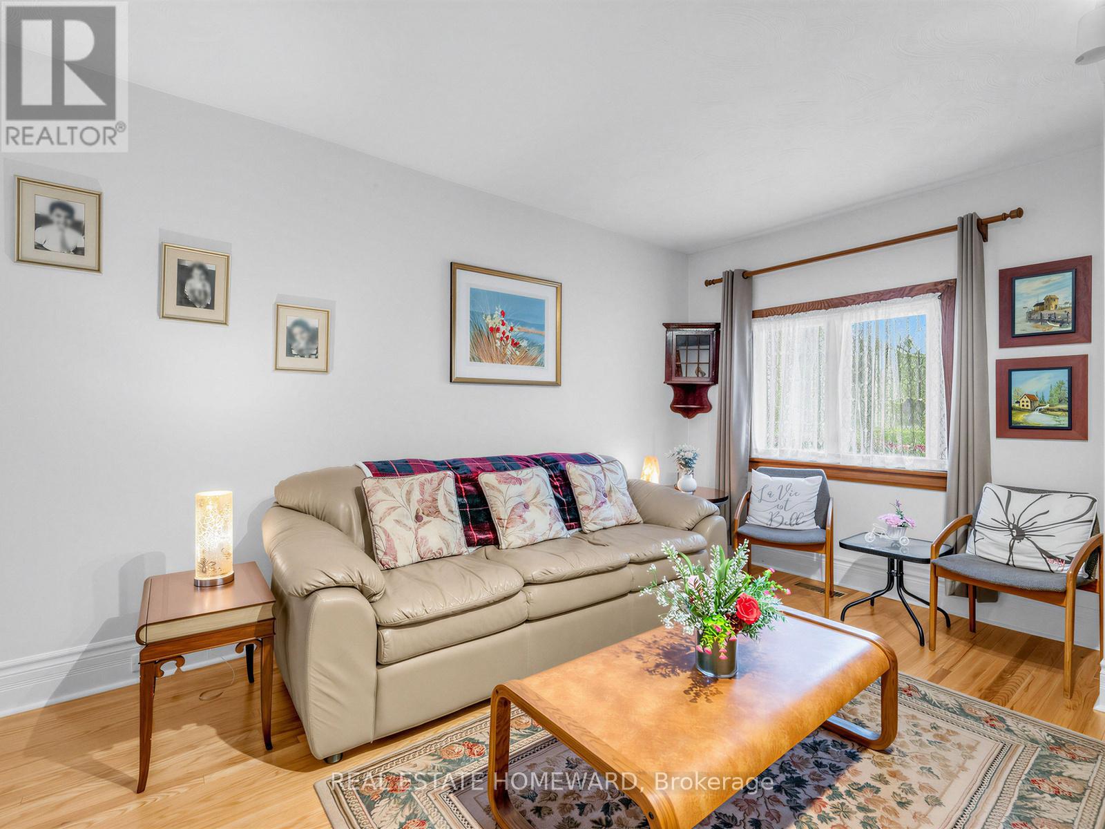132 Woodmount Avenue, Toronto, Ontario  M4C 3Y8 - Photo 7 - E13448902