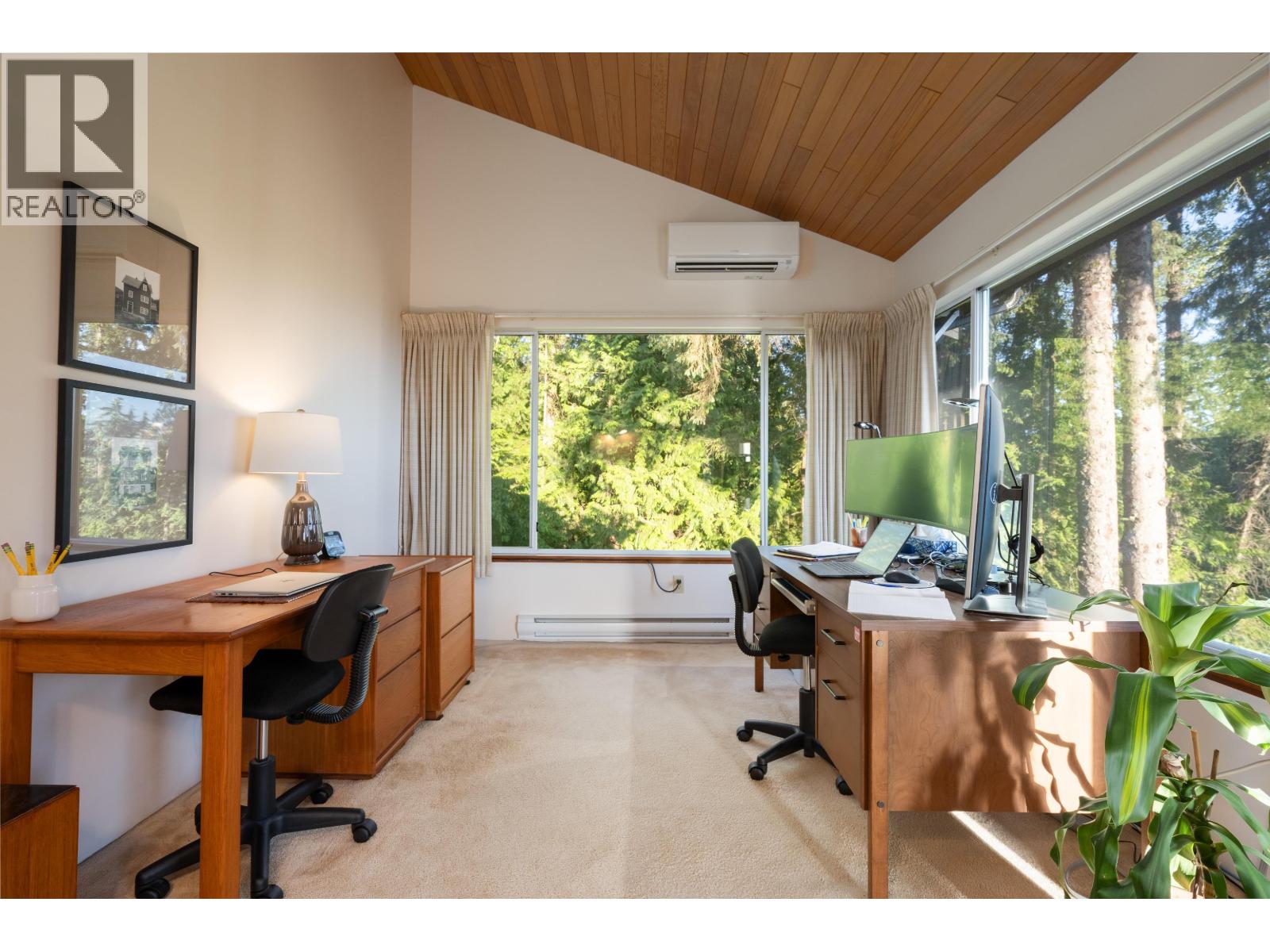 551 Palisade Drive, North Vancouver, British Columbia  V7R 2H9 - Photo 28 - R3136228