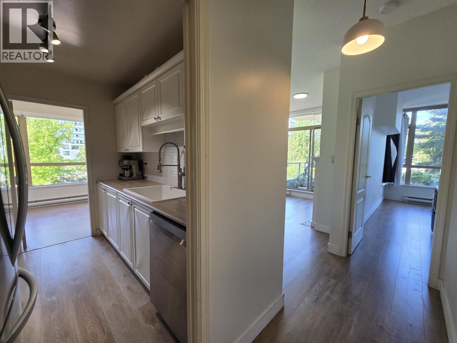 302 6838 Station Hill Drive, Burnaby, British Columbia  V3N 5A4 - Photo 10 - R3134342
