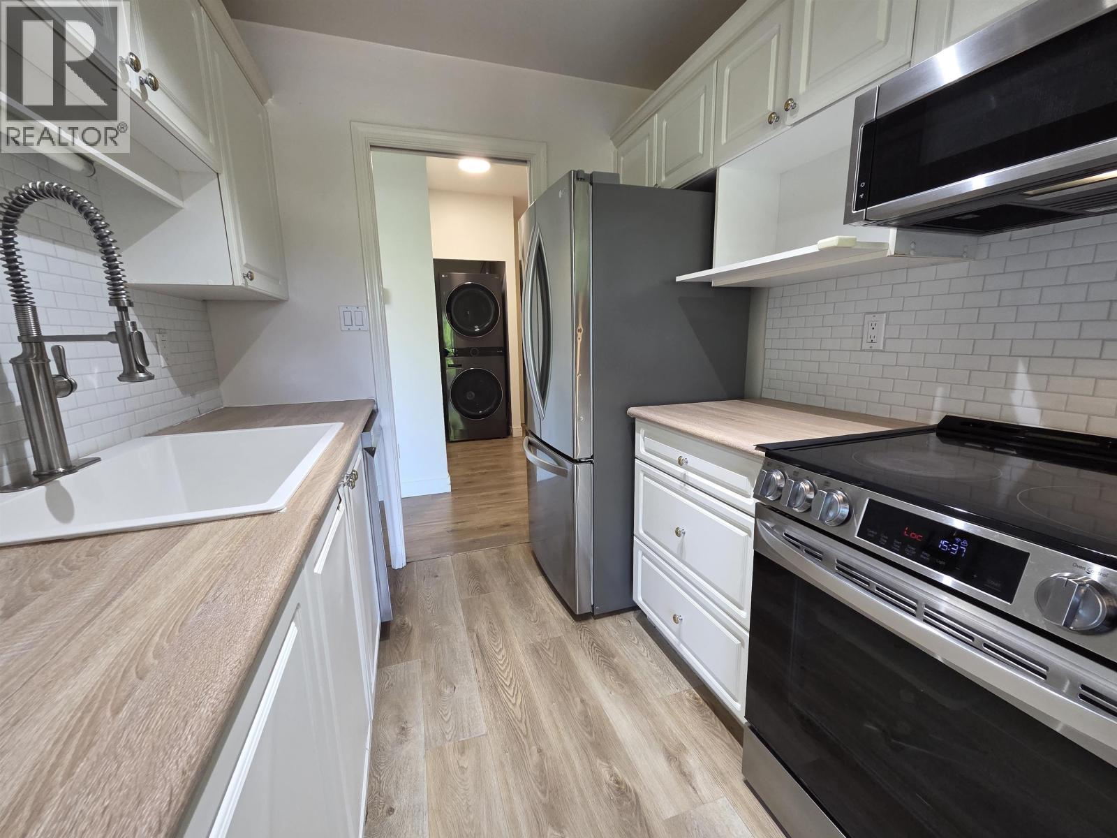 302 6838 Station Hill Drive, Burnaby, British Columbia  V3N 5A4 - Photo 14 - R3134342