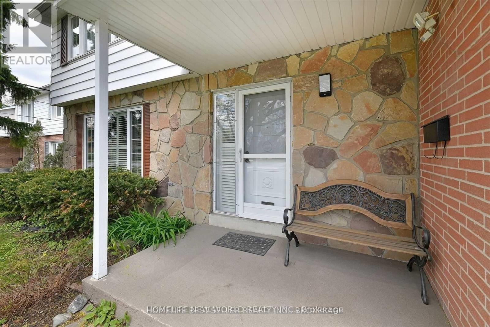 55 Henderson Avenue, Markham, Ontario  L3T 2K6 - Photo 2 - N13448880