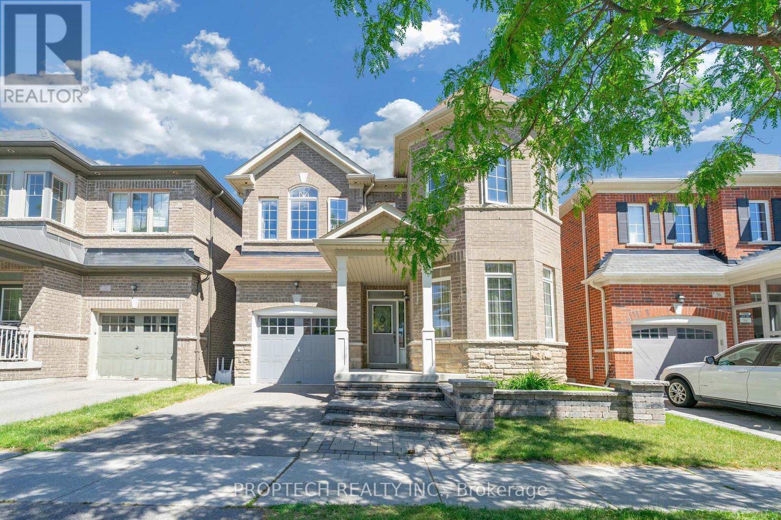 74 Manila Avenue, Markham, Ontario  L6C 0R7 - Photo 2 - N13448932