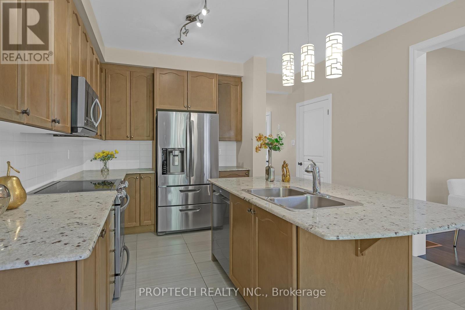 74 Manila Avenue, Markham, Ontario  L6C 0R7 - Photo 9 - N13448932
