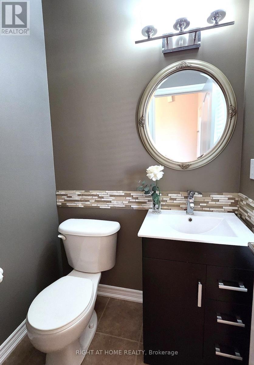 1359 Kestell Boulevard, Oakville, Ontario  L6H 0C9 - Photo 16 - W13448912