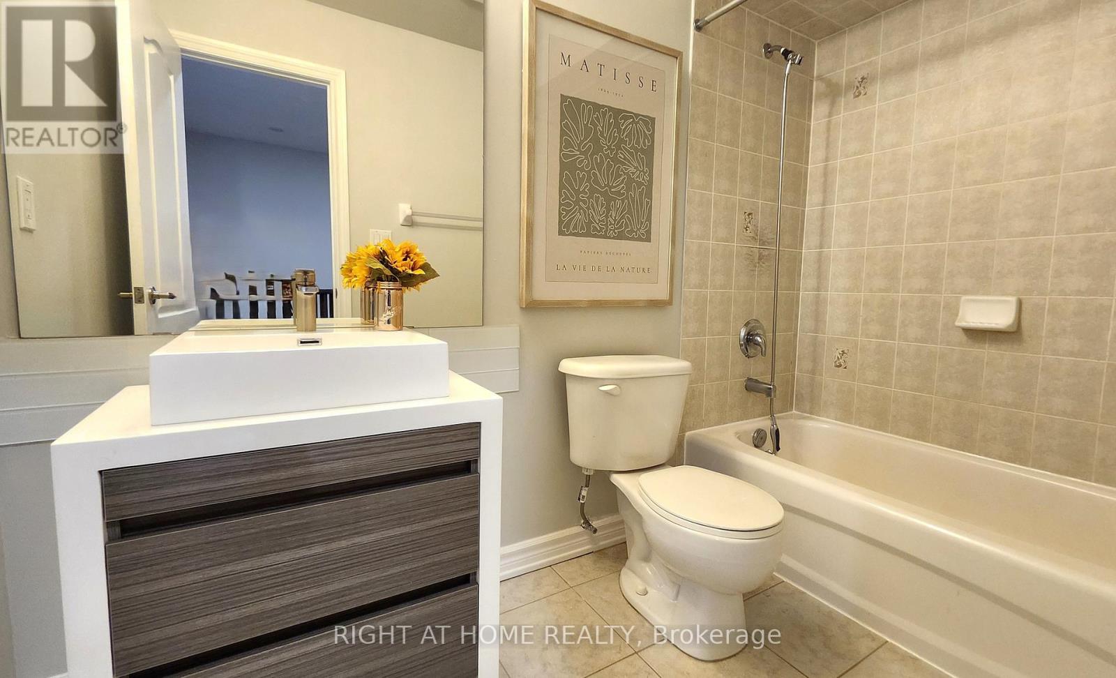 1359 Kestell Boulevard, Oakville, Ontario  L6H 0C9 - Photo 24 - W13448912