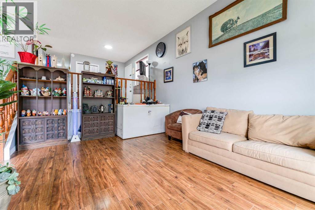 6087 Martingrove Road NE, Calgary, Alberta  T3J 2S8 - Photo 5 - A2319202