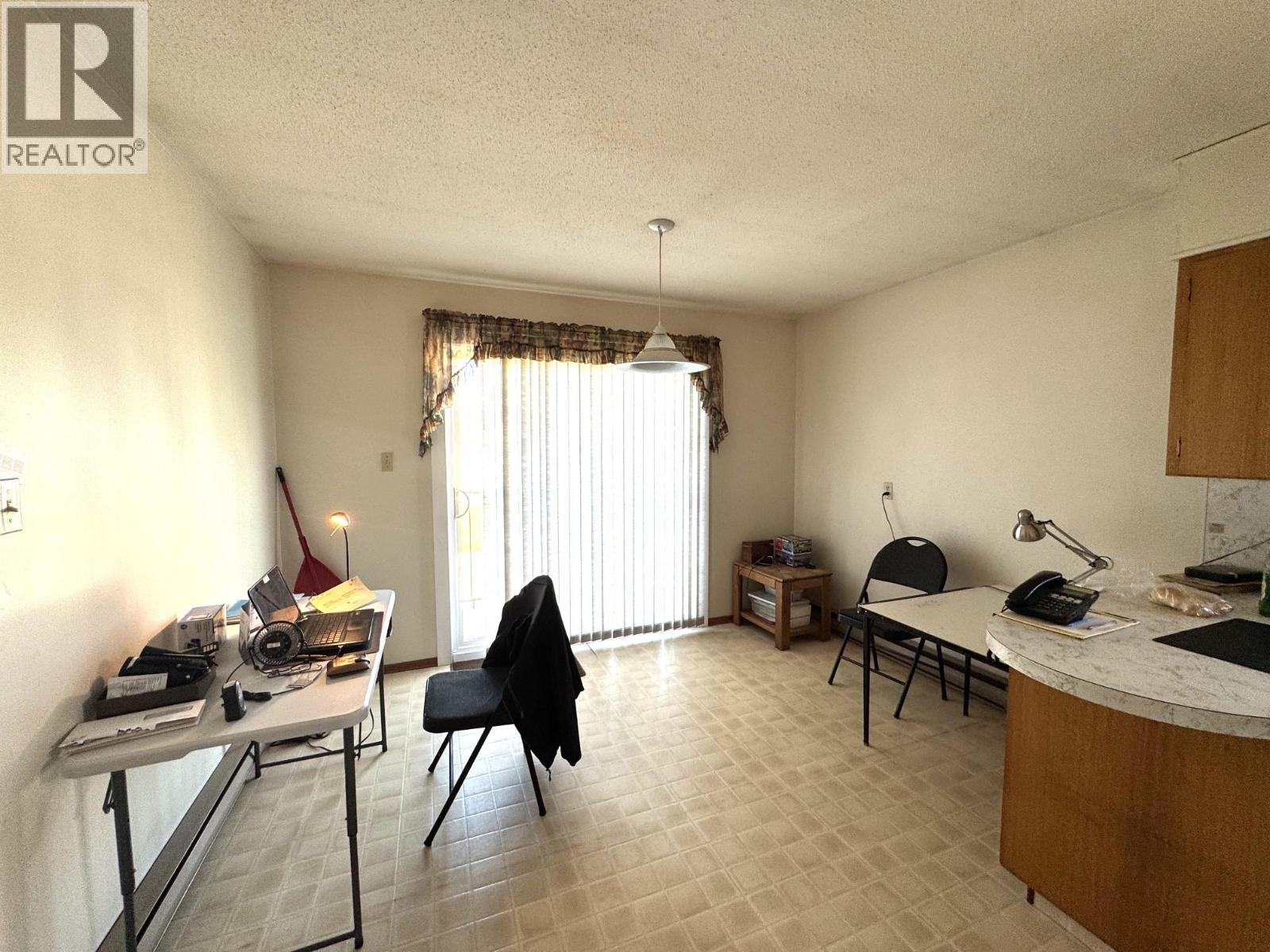 1803 4th Street N, Cranbrook, British Columbia  V1C 3L9 - Photo 14 - 10391447