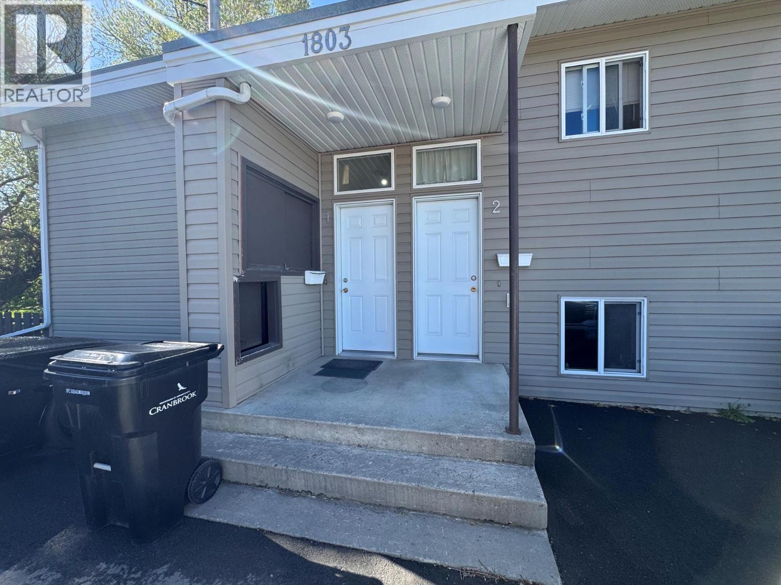 1803 4th Street N, Cranbrook, British Columbia  V1C 3L9 - Photo 2 - 10391447
